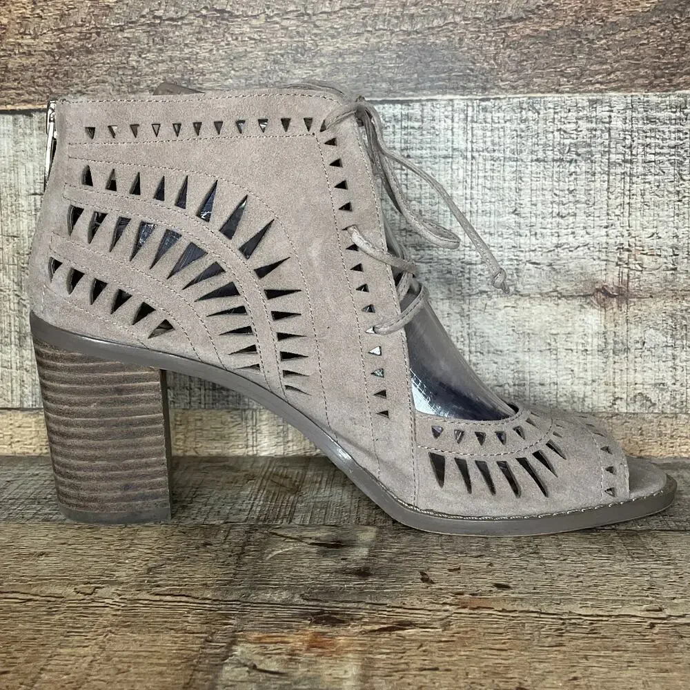 Vince Camuto Tarita Laser Cutout Lace Up Bootie Sandals Tan Suede SZ 7.5